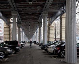 Paris, elevated railway bridges at Svres Lecourbe metro station