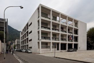 Italy Como Casa del Fascio 88660 by Guiseppe Terragni 1932-36 built as a party house in the style