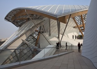 Architect Frank O. Gehry, opened in 2014, Upper Terrace