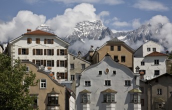 Österr Hall in Tyrol Gable on the lower town square behind the Karwendel mountains