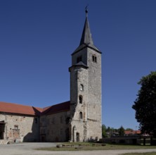 Former castle, remains of the upper castle with keep