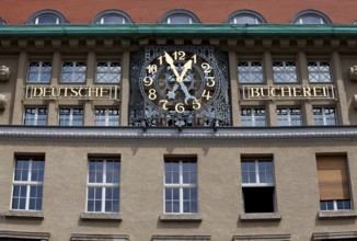 Founding building erected 1914-1916 by Oskar Pusch and Carl Julius Bär as DEUTSCHE BÜCHEREI, main