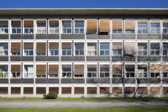 Egon Eiermann 1951-56, administration building from the south with retractable wooden blinds