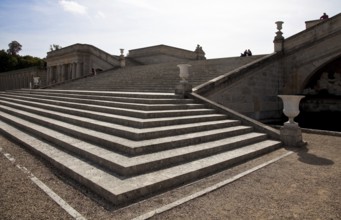 Chantilly, Chateau-de-Chantilly, castle park, grand staircase