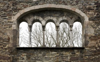 Czech Rep Cheb Castle Palace ruins five-part Romanesque window