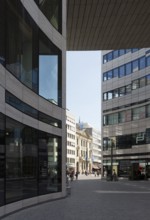 University building on Schadowplatz, former Niederrheinische Bank building, view through the