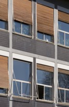 Egon Eiermann 1951-56, administration building from the south with retractable wooden blinds