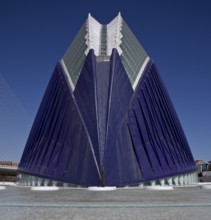 City of Arts and Sciences (cat./val. Ciutat de les Arts i de les Ciències), El Ágora, view from