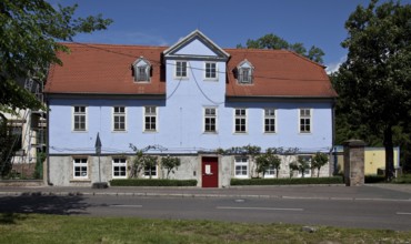 The writer (DIE LETZTE RECKENBURGERIN) lived here from 1860-74, view from the south