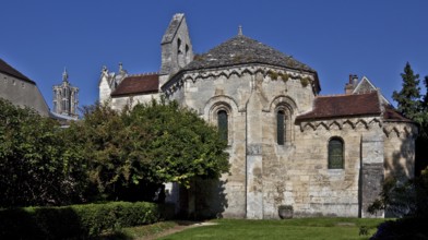 Late Romanesque octagonal central building with choir and apse around 1140, portal porch and bell