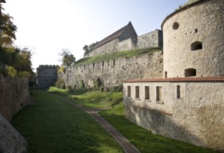 Eastern moat, St., Sankt, Saint