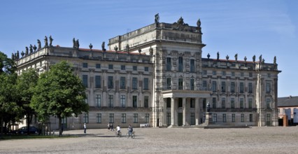 Courtyard side from the south-west, built in 1772-76 by Johann Joachim bush, sculptural decoration