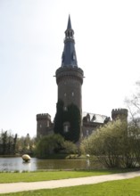 Moyland, castle park in spring