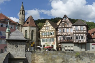 Henkersbrücke in Schwäbisch Hall, Johanniterkirche, church, half-timbered, Kochertal, Kocher,