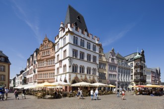 Sculptures by master sculptor Steffen Bildhauer, with the Red House to the left