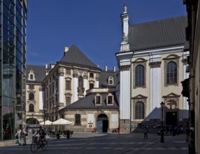 Former Jesuit college, gable of the south wing, gatehouse and western part of the former Jesuit