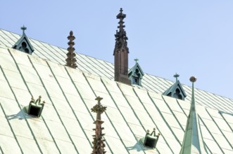 Strasbourg Cathedral, Cathédrale Notre-Dame de Strasbourg, north side, pinnacles, ridge turrets and