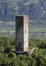 Italy S-Tyrol Missian Kreidenturm. About ten minutes' walk from Hocheppan is the Kreidenturm, a