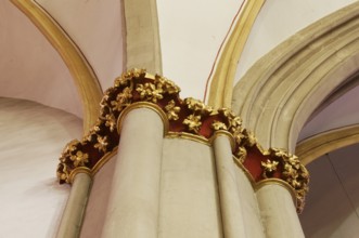 Leaf capital on the north-eastern crossing pillar, St., Sankt, Saint