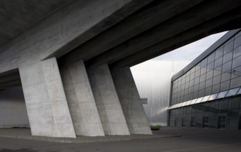 Leipzig, BMW plant, central building