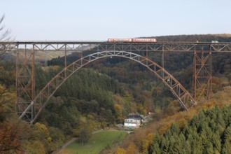 Germany's highest railway bridge 1893-1897, 107 metres high, 465 metres long