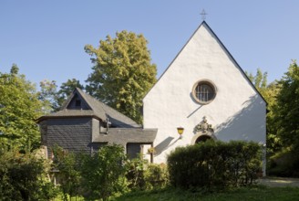 Bonn-Bad Godesberg, St Michael's Chapel next to the castle cemetery