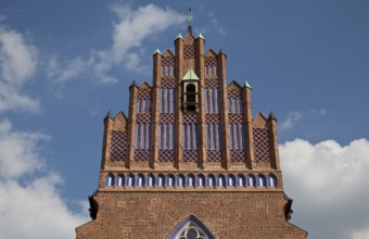 Decorative gable in the west, St., Saint, Saint