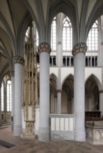 Choir, view from the ambulatory to the south, St., Sankt, Saint