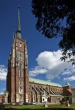 Construction began in 1241, towers and nave from the south-west, St., Sankt, Saint