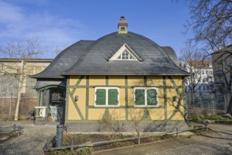 Pavilion, Café Witty Stories, Perelsplatz, Friedenau, Tempelhof-Schöneberg, Berlin, Germany, Europe