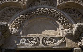 Chapel Saint-Michel, Portal, St., Saint, Saint