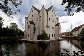 Neukirchen moated castle 1555-1560, view from south-west