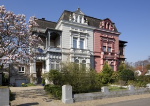 Krefeld, Schönwasserstraße, double villa