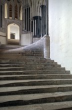 Wells, Cathedral, stairs to the chapter house, view to the north-east