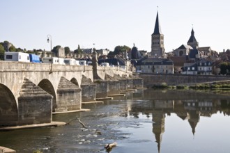 View over the Loire to the old town, Loire bridge, St., Saint, Saint