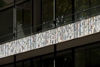 Krefeld, Ostwall 70-75, commercial building with reliefs on the balcony parapets by Curth Georg