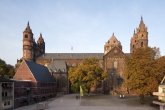 Worms, St Peter's Cathedral, view from the south