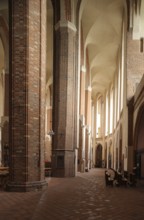 South aisle to the east, St., Sankt, Saint