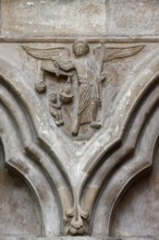 Angel with scales of sin in the south-east transept, St., Sankt, Saint