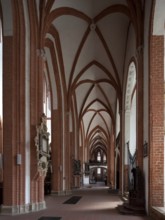 South aisle to the east, St., Sankt, Saint