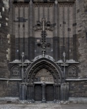 Transept north portal, St., Saint, Saint