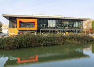 Students' Union building, Brayford campus, University of Lincoln, city of Lincoln, Lincolnshire,