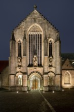 Hildesheim, Cathedral, northern transept at night