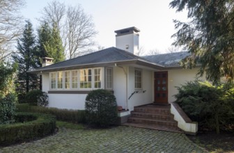 Huis ter Heide, Verloop House, built in 1916 by Robert van 't Hoff, entrance side