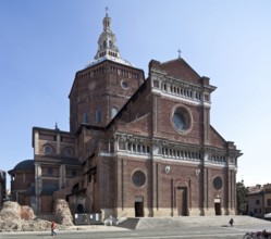 Italy Pavia 89694 Cathedral view from west-northwest domed ambulatory 16th - 7th century façade