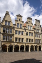 Münster/Westphalia, Prinzipalmarkt, row of houses with arcades