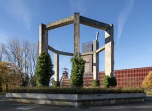 Gelsenkirchen, Nordsternpark, landscape park on the site of the former Nordstern colliery, winding