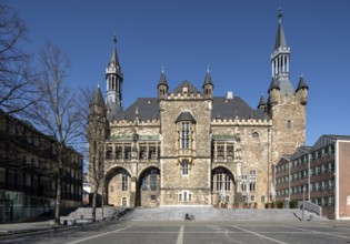 Aachen, Katschhof with town hall from the south