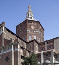 Italy Pavia 89678 Cathedral begun 1488 Partial view from south-west left short nave from 1895 right