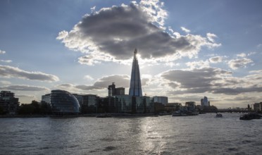 London, view over the Thames, skyscraper THE SHARD 2009-2012 by Renzo Piano, on the left circular